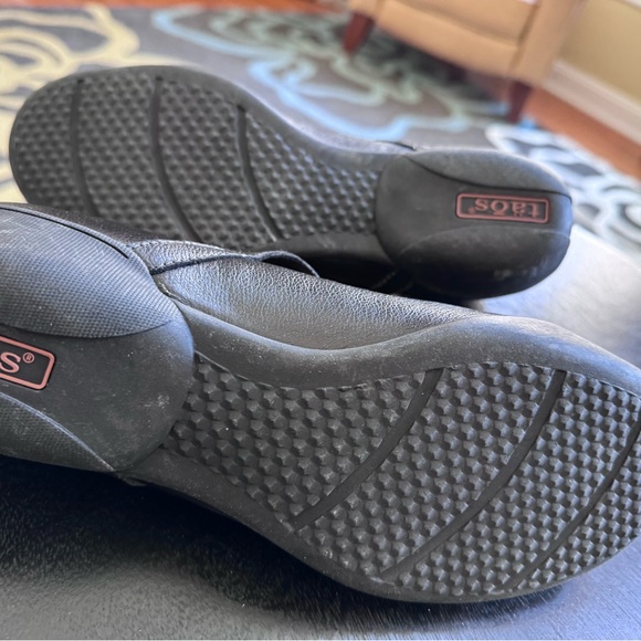 Taos Footwear Black Mary Jane Strap Flat - Picture 5 of 12